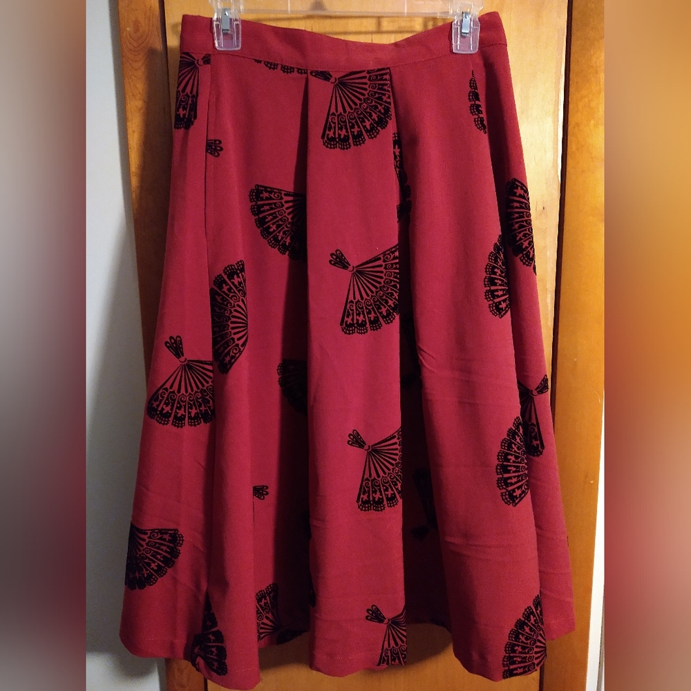Tatyana Spanish Fans Deep Red Skirt M